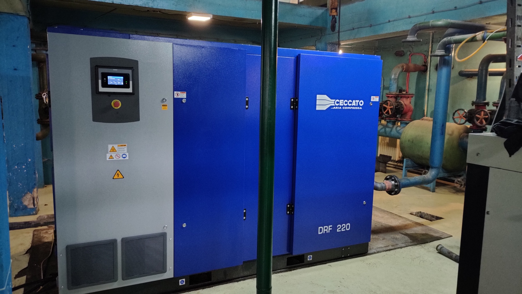 Screw compressor CECCATO DRF 220 (10411010117) 2